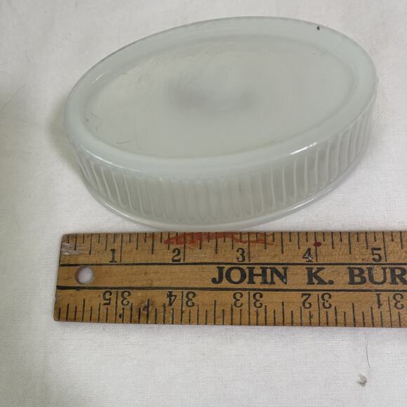 Milk Glass Oval Ramekins X3- Different Sizes and Shades. - Picture 7 of 9